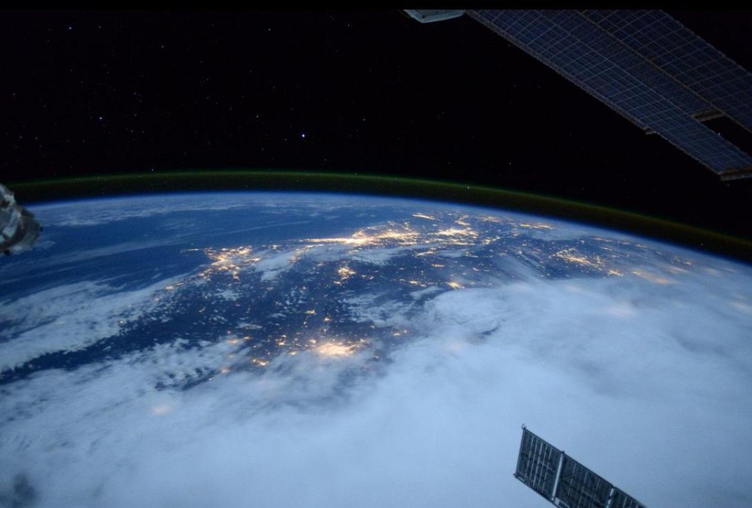 αστροναυτης διαστημα