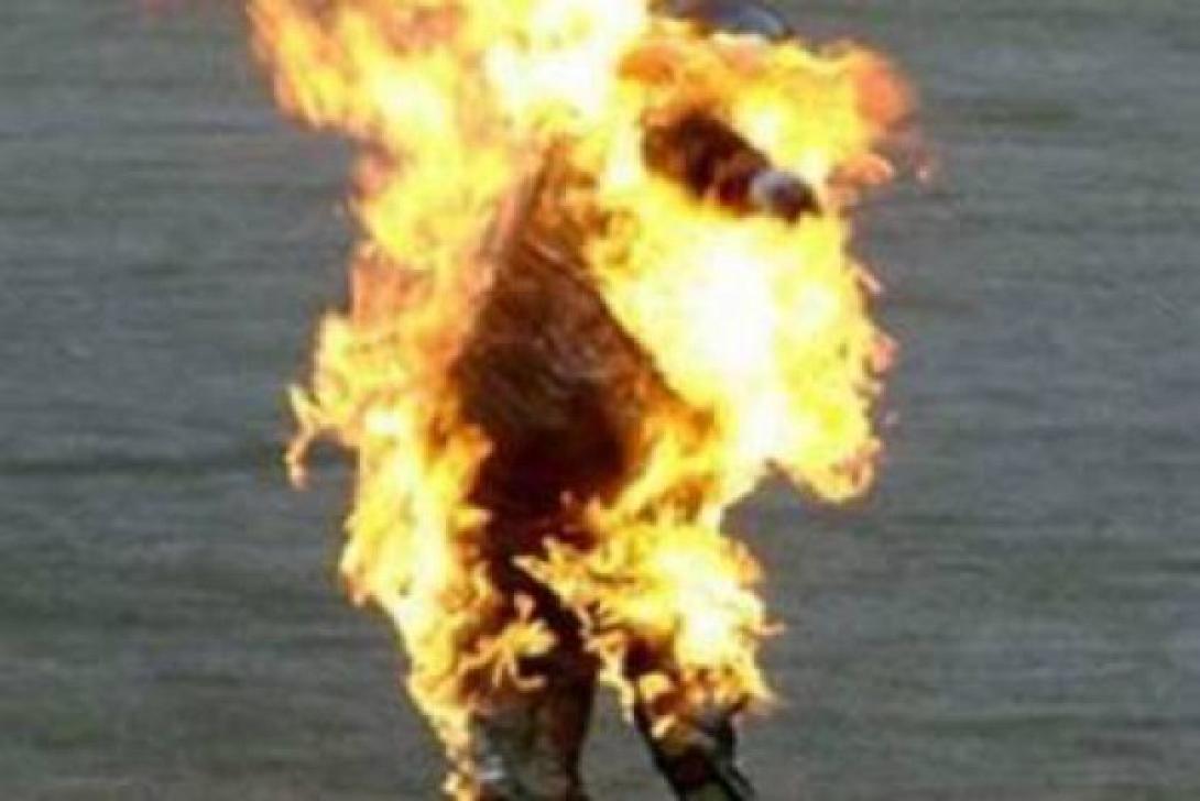 Αυτοπυρπολήθηκε 20χρονη στη Κίνα