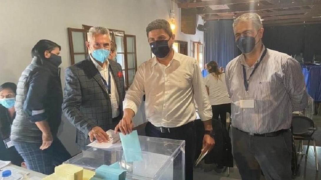 ΑΥΓΕΝΑΚΗΣ ΕΣΩΚΟΜΜΑΤΙΚΕΣ ΝΔ