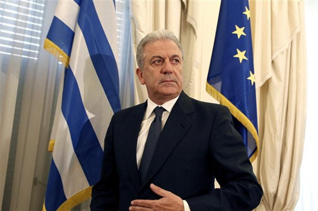 avramopoulos_67.jpg