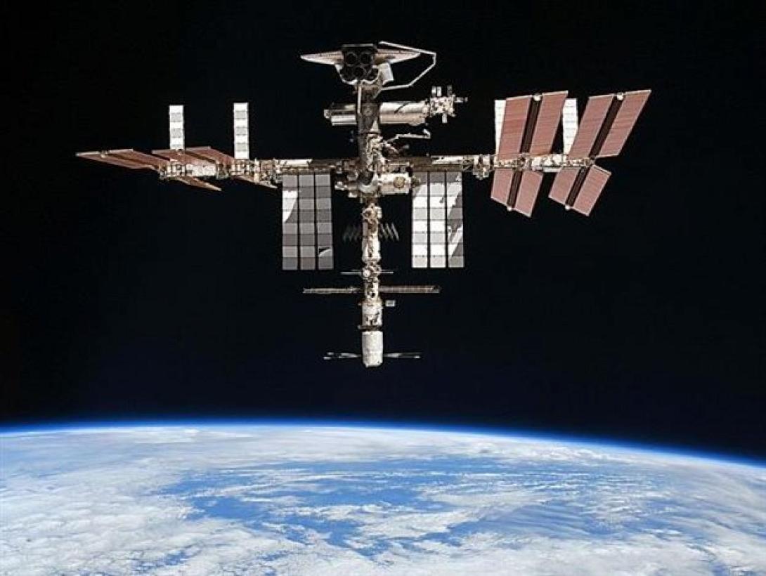 Απέφυγε σκουπίδια με μανούβρες ο διεθνής διαστημικός σταθμός