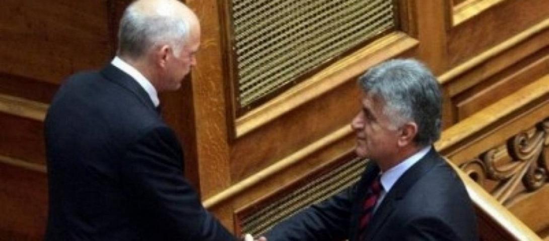 Παπανδρέου-Πετσάλνικος