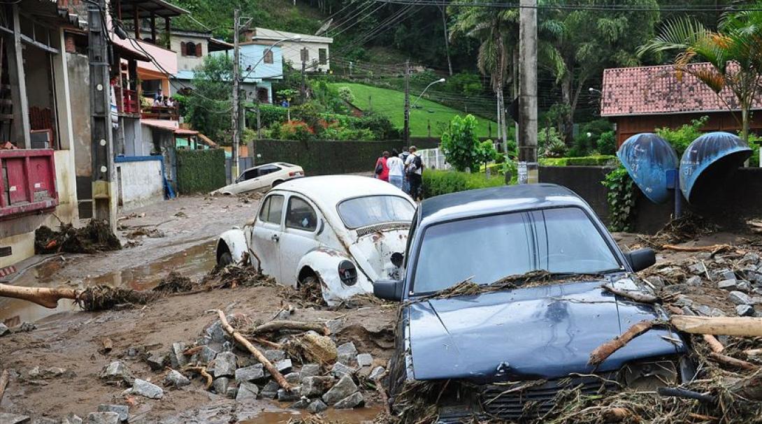 13 νεκροί από τις πλημμύρες στη Βραζιλία