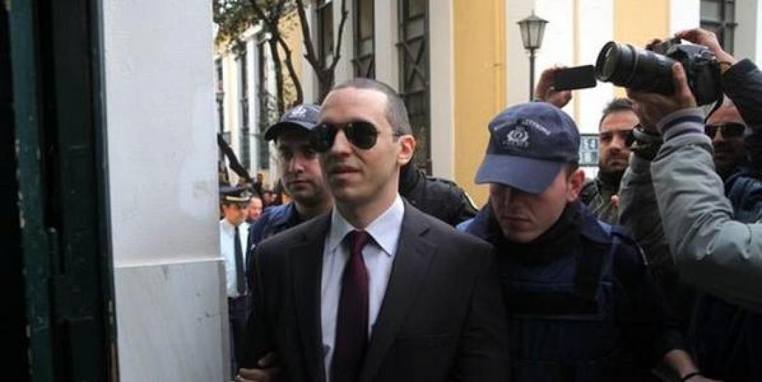 Η. Κασιδιάρης: Ένας άνδρας δεν χτυπάει ποτέ μια γυναίκα