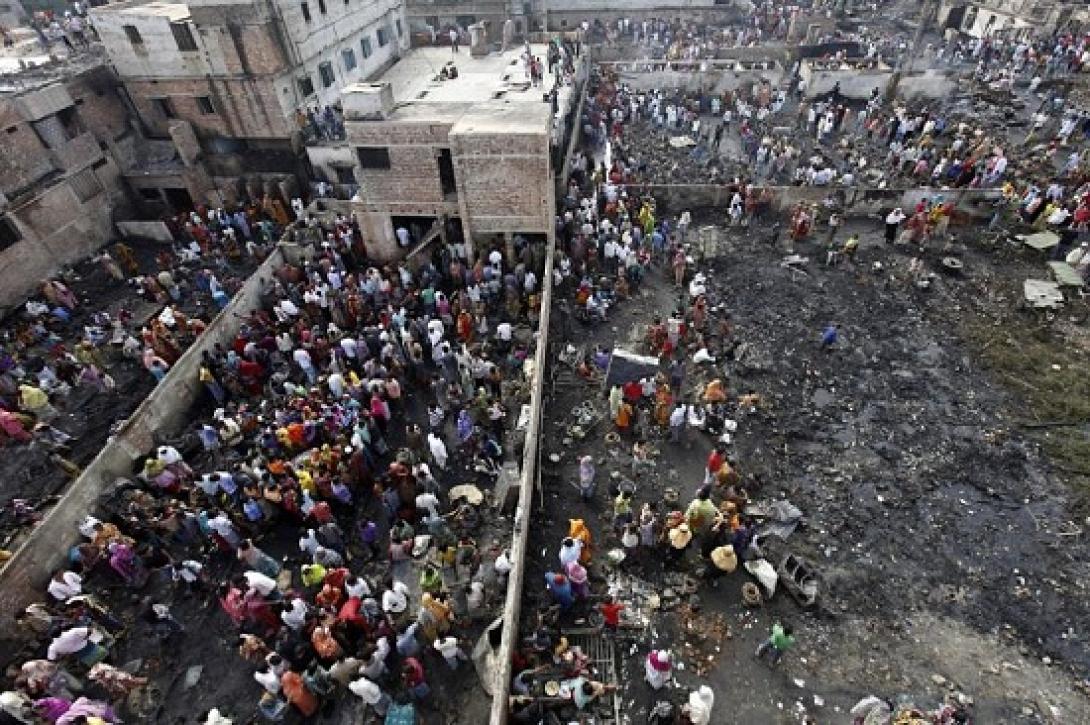 Δέκα νεκροί από εμπρησμό σε παραγκούπολη του Μπαγκλαντές