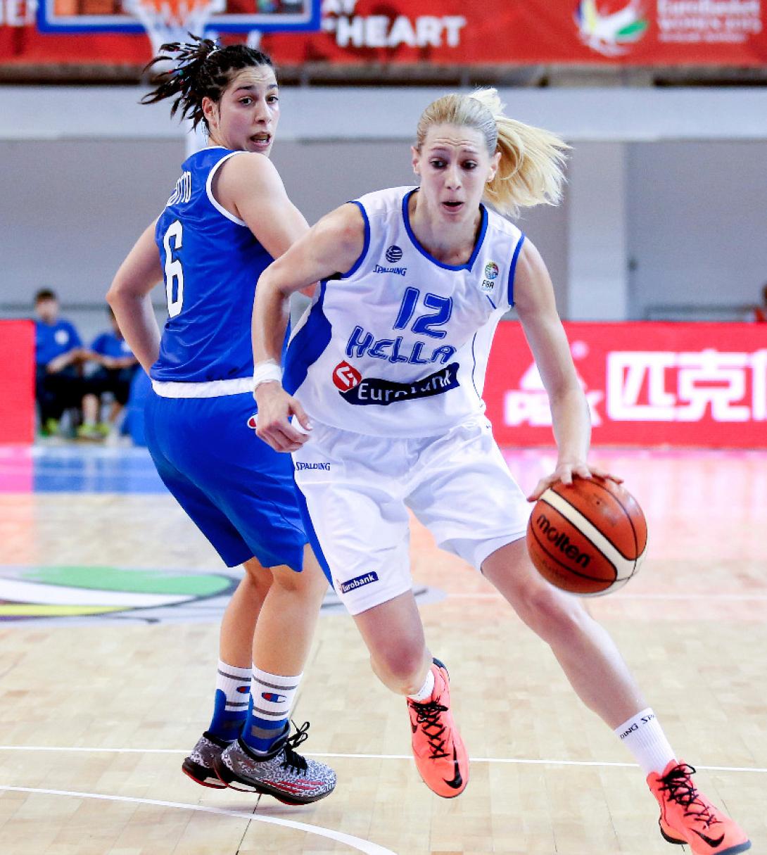basket_ellada_italia_gynaikes.jpg