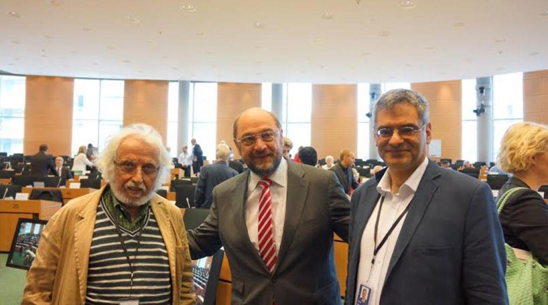 Με χειροκροτήματα υποδέχτηκαν στην Ευρωβουλή Γ.Γραμματικάκη - Μ.Κίρκο