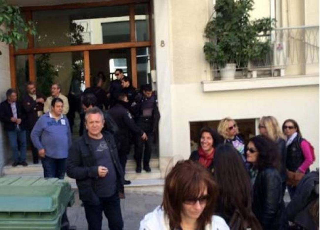 Εκπαιδευτικοί και από την Κρήτη στην κατάληψη του γραφείου του Κ.Μητσοτάκη