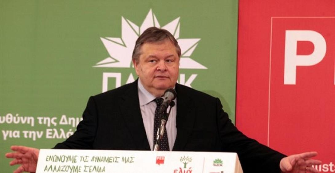 "Ξεκάθαρο το μήνυμα των εκλογών" δηλώνει ο Βενιζέλος