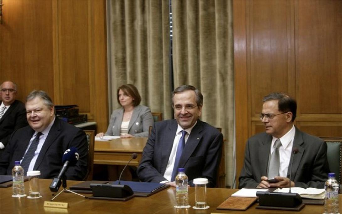 Ραγδαίες πολιτικές εξελίξεις - Ψήφο εμπιστοσύνης θα ζητήσει η κυβέρνηση