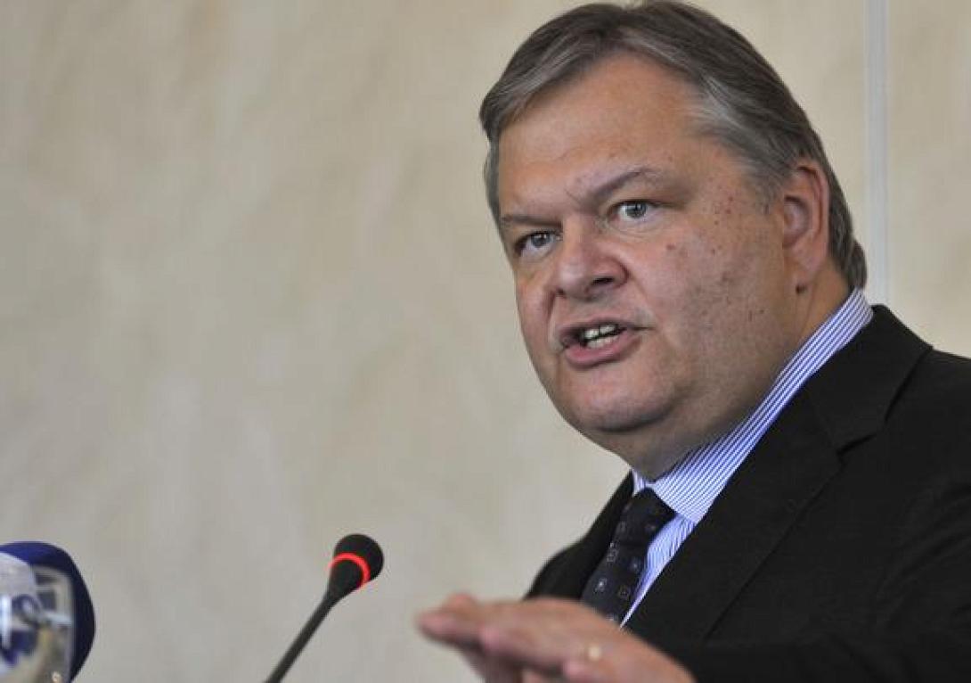 Περισσότερες δόσεις για τα "κόκκινα" δάνεια προανήγγειλε ο Ε.Βενιζέλος