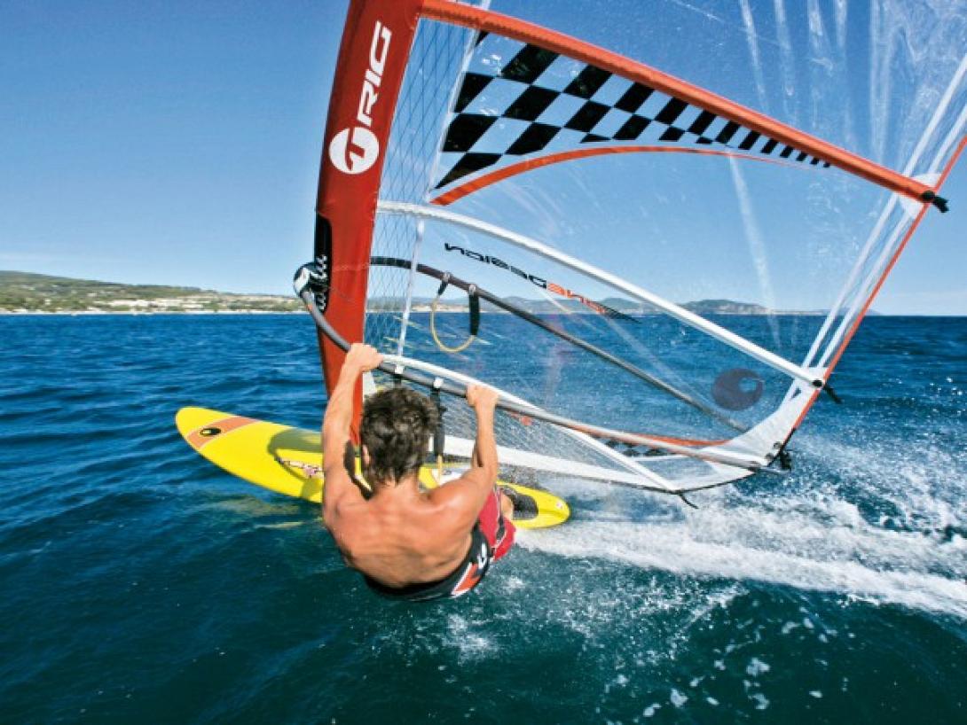 windsurf
