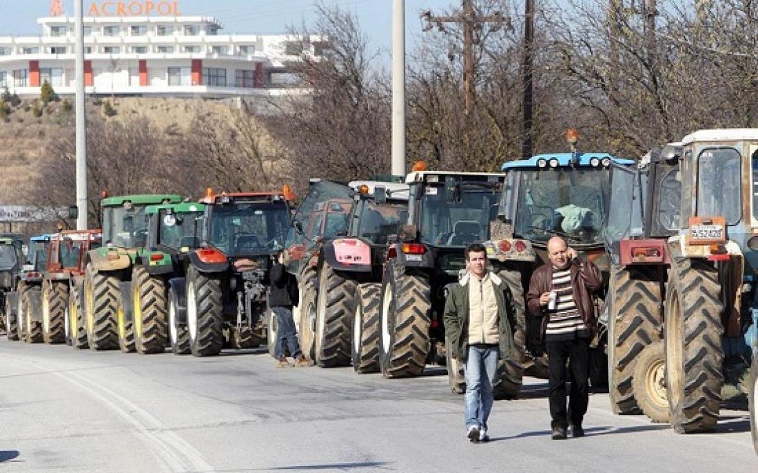 Συνεχίζουν τις κινητοποιήσεις οι αγρότες της Λάρισας