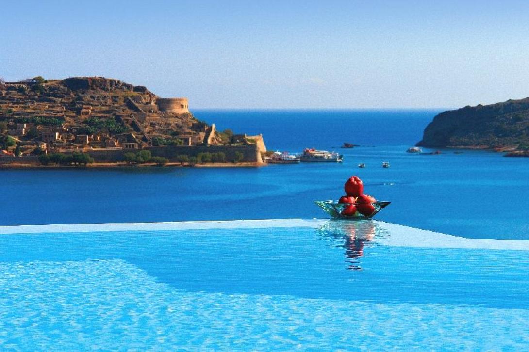 Το Blue Palace της Ελούντας στα 25 καλύτερα ξενοδοχεία της Ευρώπης