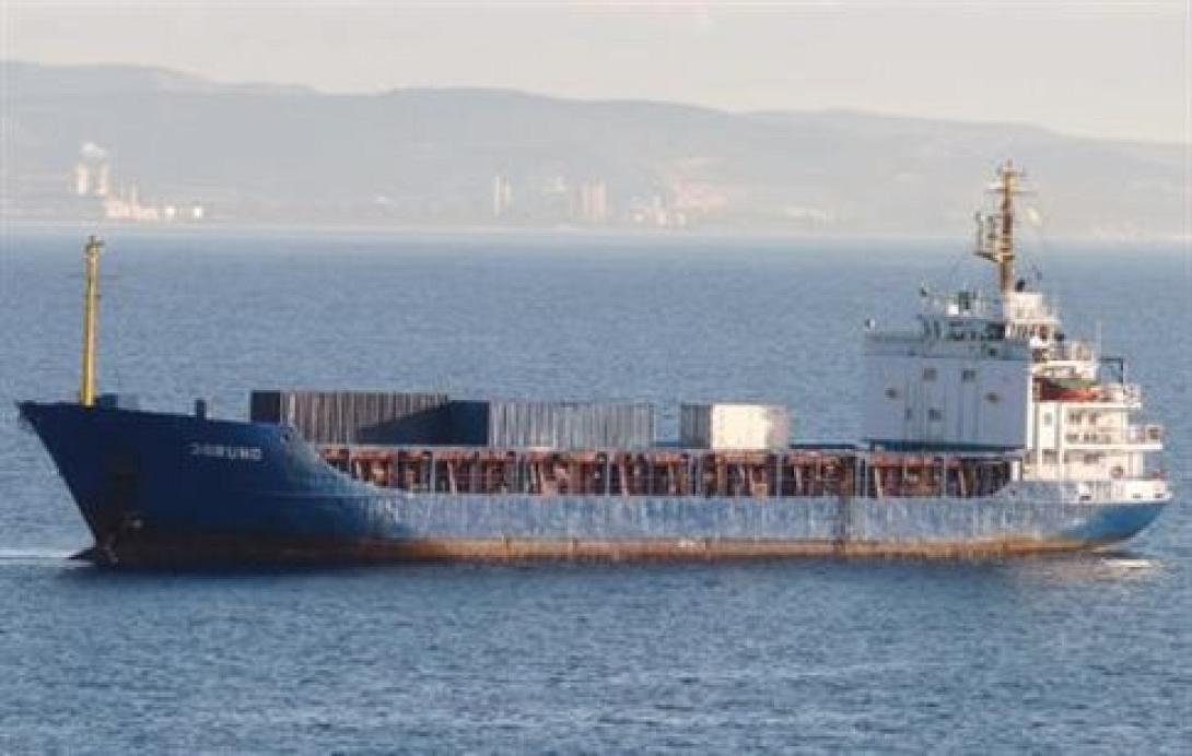 Στο λιμάνι της Καλλίπολης στη νότια Ιταλία ελλιμενίστηκε το φορτηγό πλοίο Blue Sky M