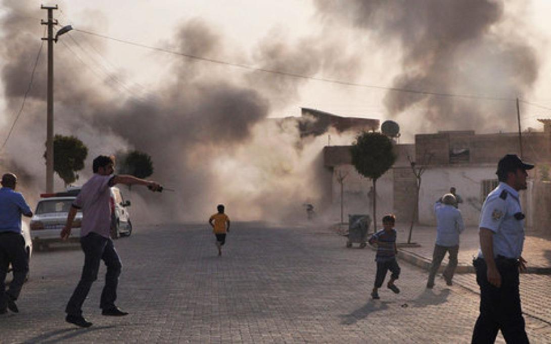 Συρία: 21 νεκροί σε βομβαρδισμό ανταρτών