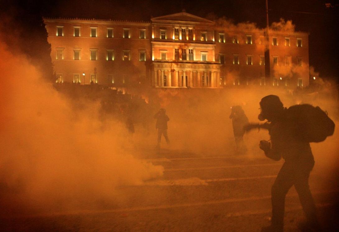 Προτάσεις για την υπέρβαση της κρίσης 