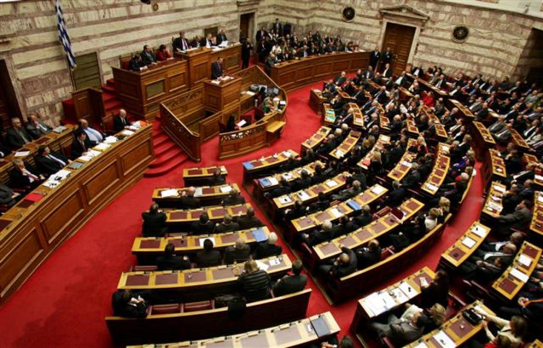 Στην επιτροπή δεοντολογίας της βουλής οι καταγγελίες για χρηματισμό