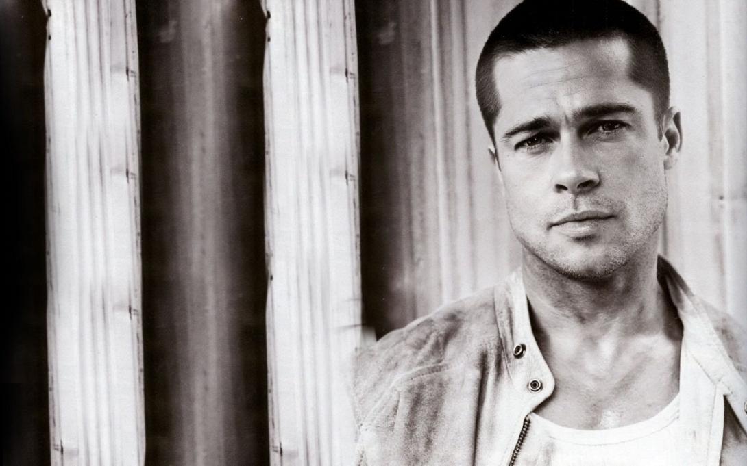 brad-pitt-sexy-look-wallpaper-2848.jpg