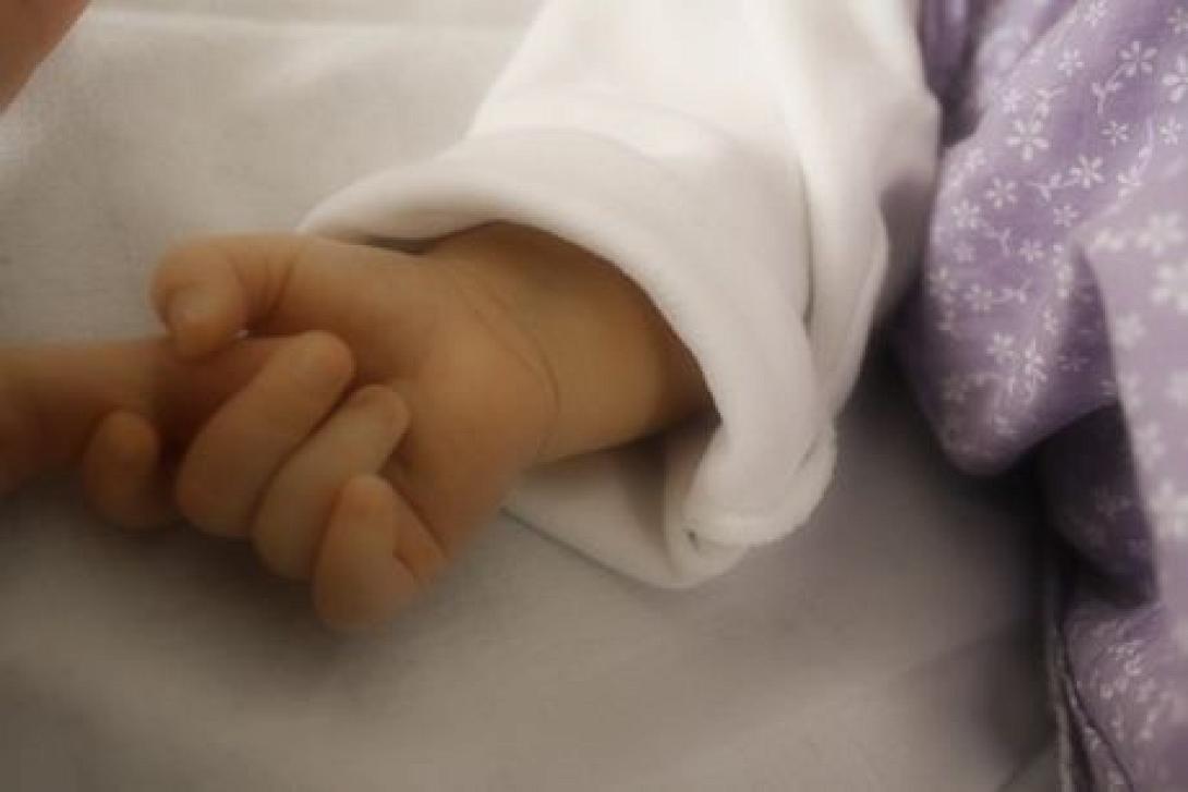  Εκατοντάδες βρέφη στα .. αζήτητα. Μένουν στα νοσοκομεία επειδή τα βρεφοκομεία υπολειτουργούν