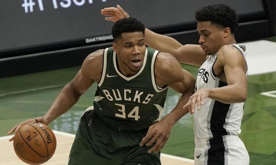 Αντετοκούνμπο