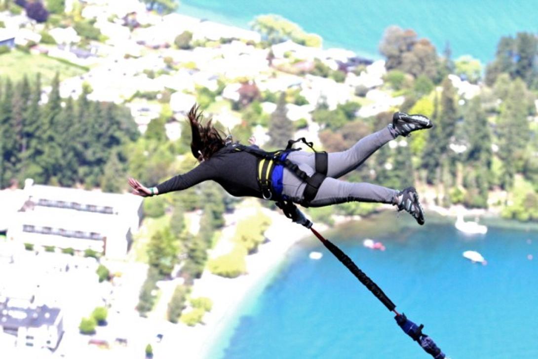bungee jumping 