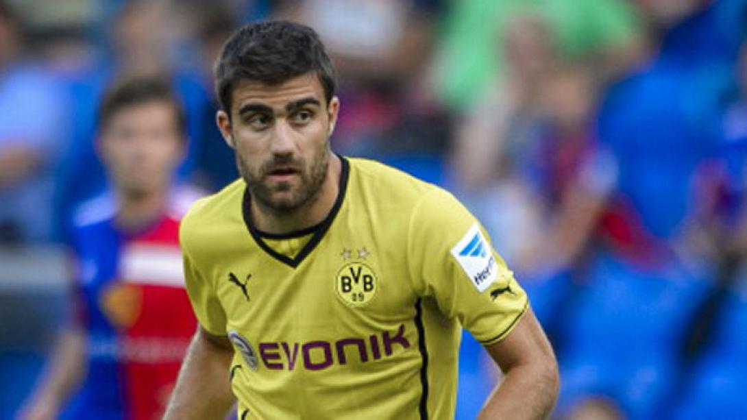 Παπασταθόπουλος: «Όταν έρθει η ώρα να γυρίσω την προτεραιότητα την έχει η ΑΕΚ»