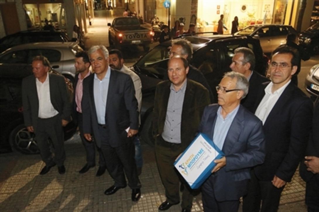 Ο Σ.Τσόκας κατέθεσε το ψηφοδέλτιο του συνδυασμού του "ΚΡΗΤΗ ΜΠΟΡΟΥΜΕ"