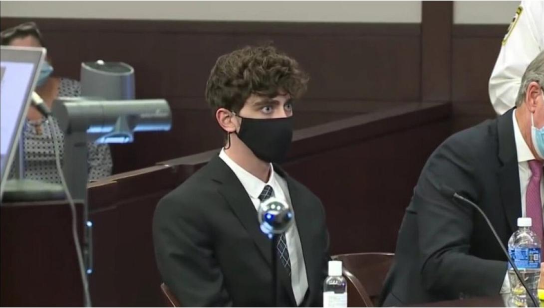  Ο Κάμερον Χέριν