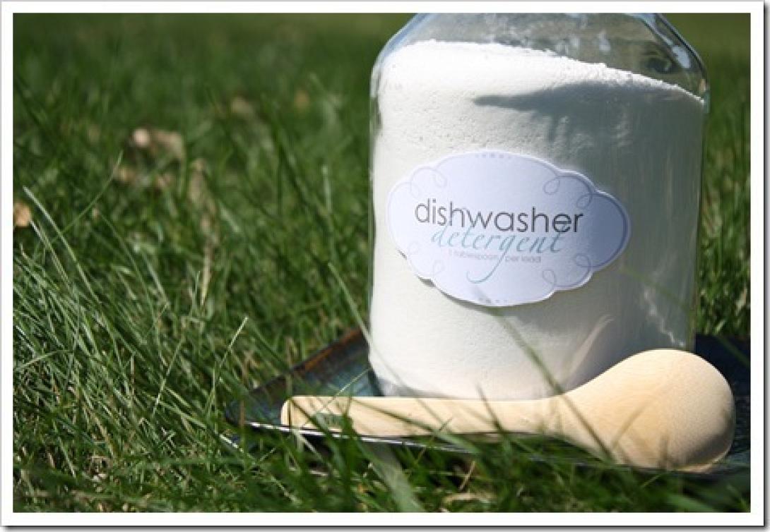 Απορρυπαντικά από...χέρι