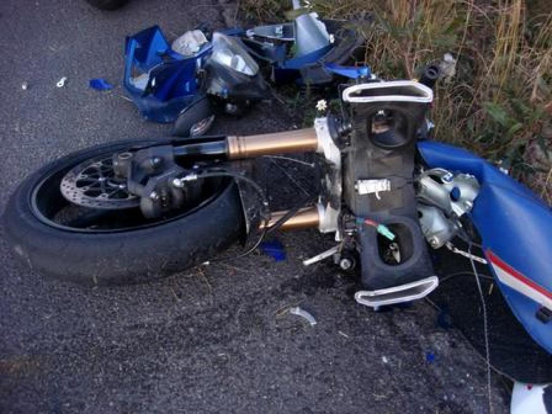 Δύο απανωτές συγκρούσεις οχημάτων σε τροχαίο στα Χανιά 