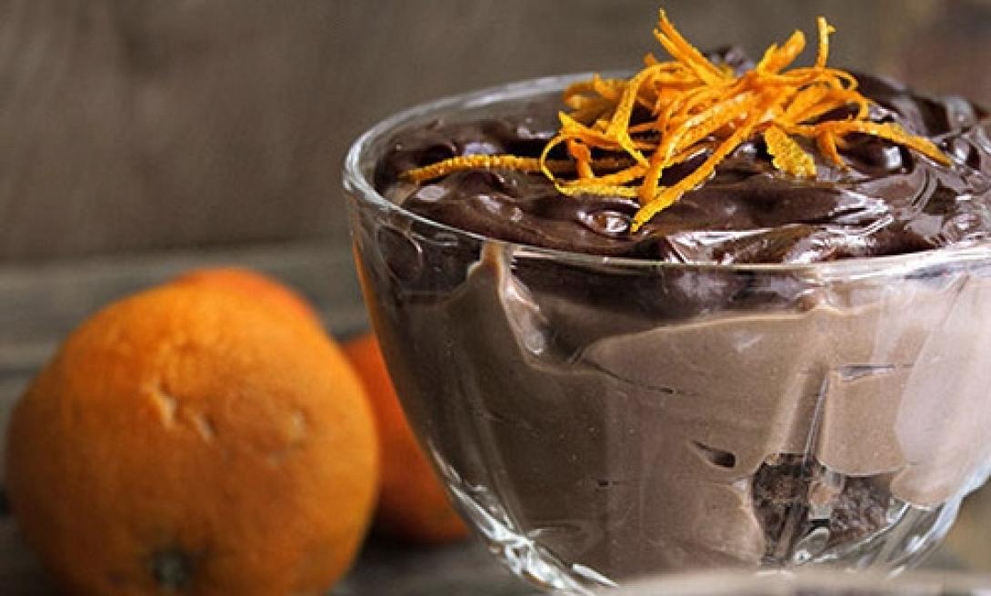 Μους σοκολάτας με ξύσμα πορτοκαλιού