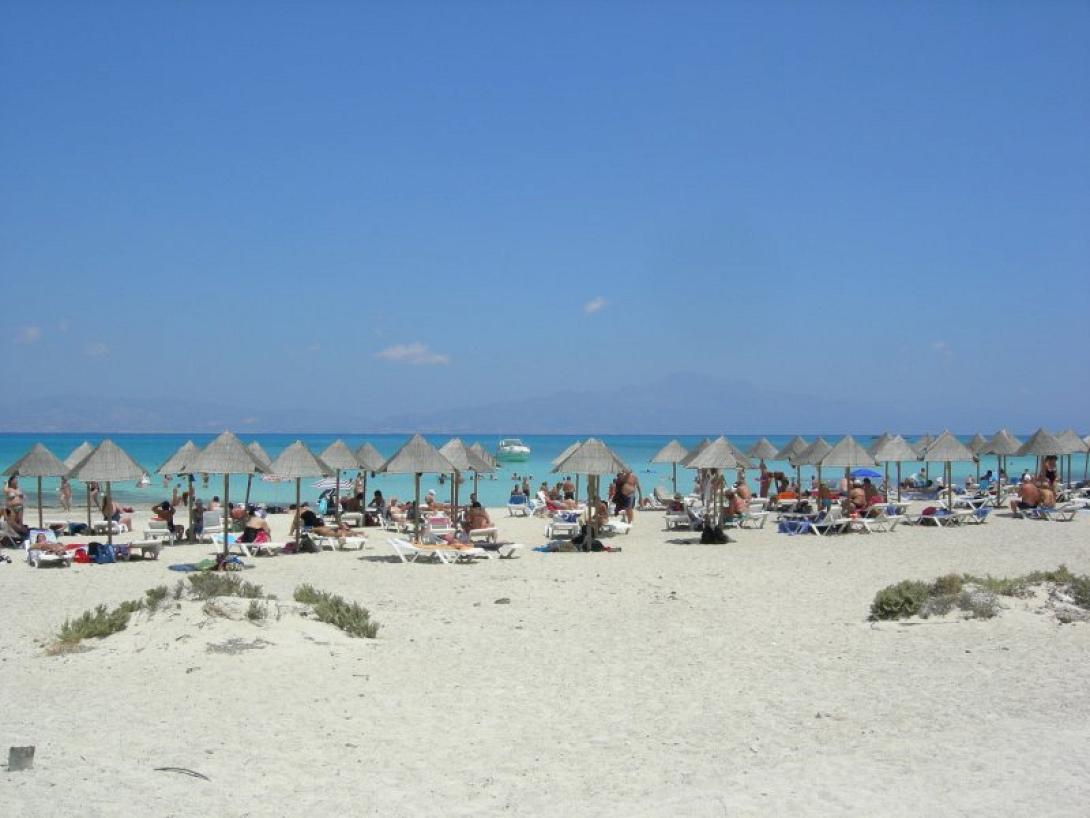 νησος χρυση