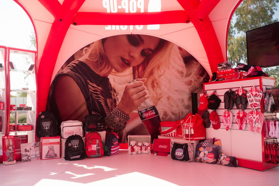 coca-cola_pop-up_1.jpg