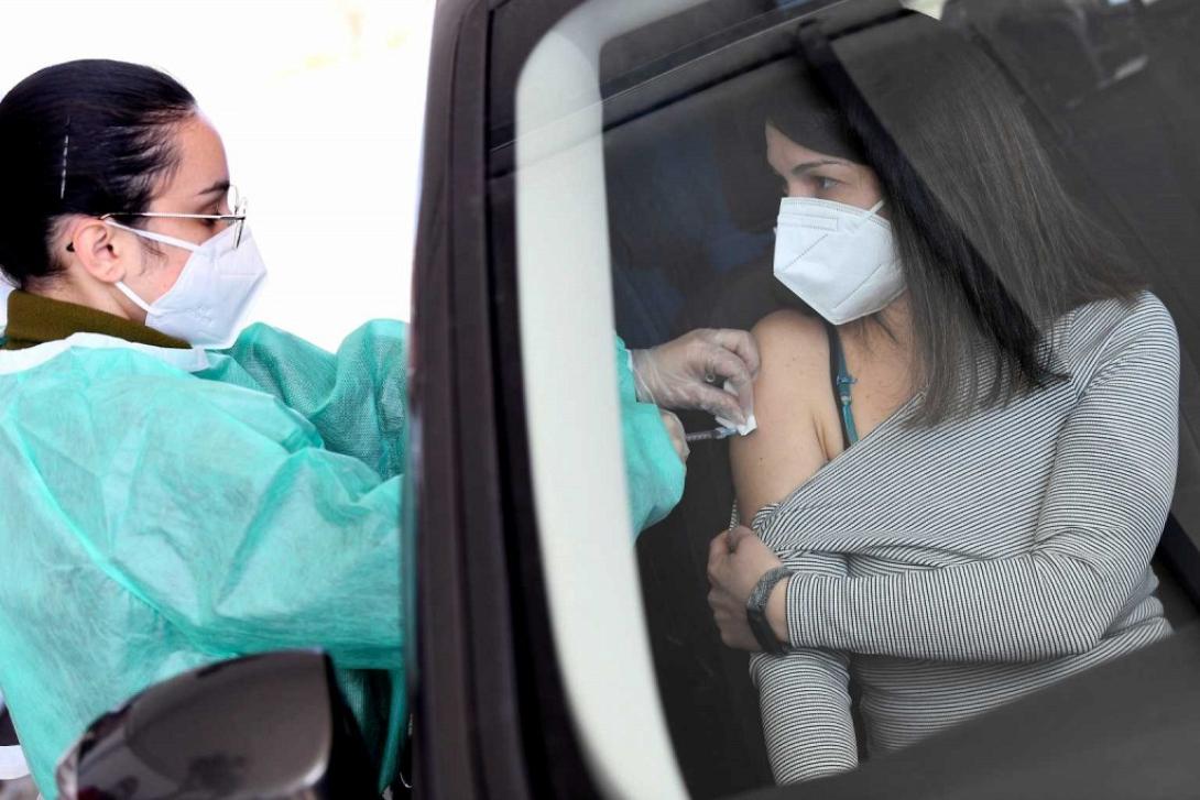 εμβολιασμος στο αυτοκινητο