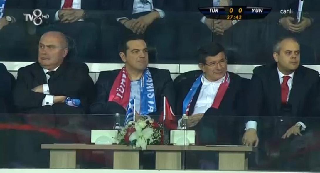 τσιπρας νταβουτογλου.jpg