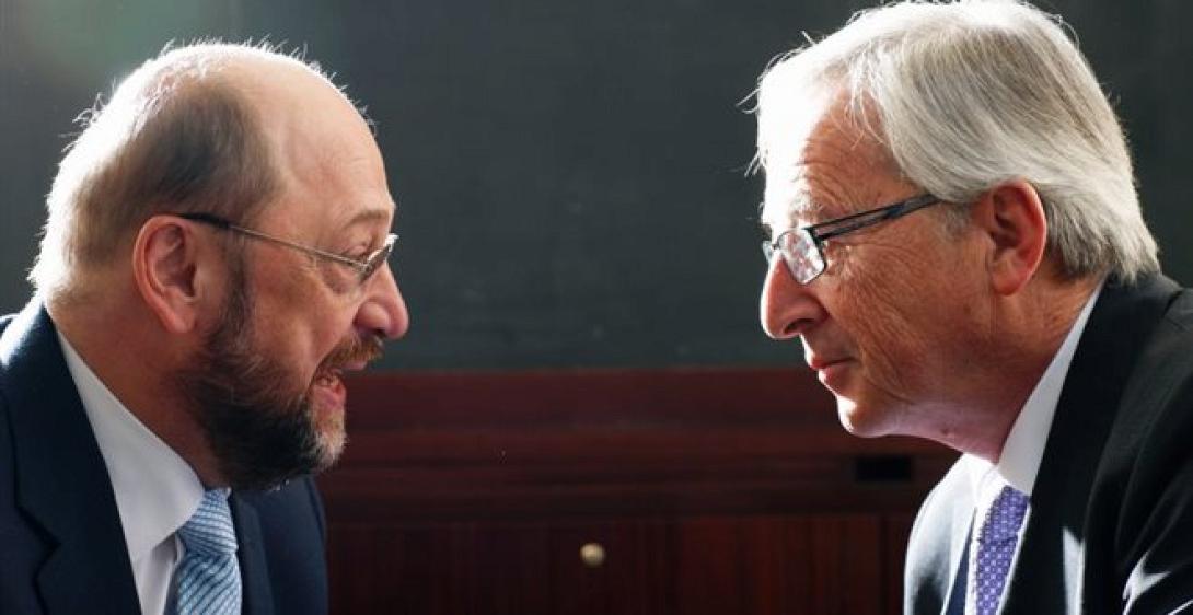 Μέτωπο Σούλτς - Γιούνκερ στην άνοδο της ακροδεξιάς