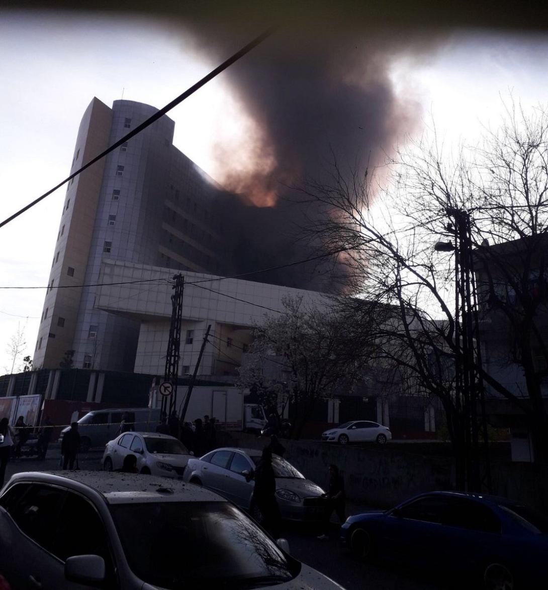 φωτια νοσοκομειο κωνσταντινουπολη.jpg