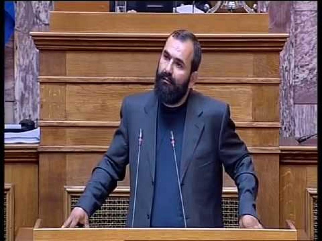 κώστας δαμαβολίτης