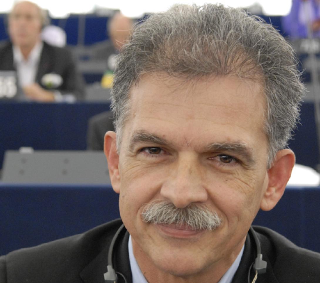 Παρουσιάζεται το βιβλίου του Σπύρου Δανέλλη