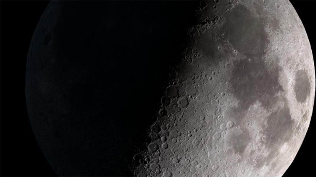 σκοτεινή πλευρά του φεγγαριού