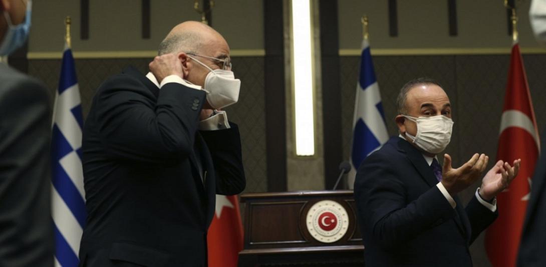 δένδιας τσαβούσογλου