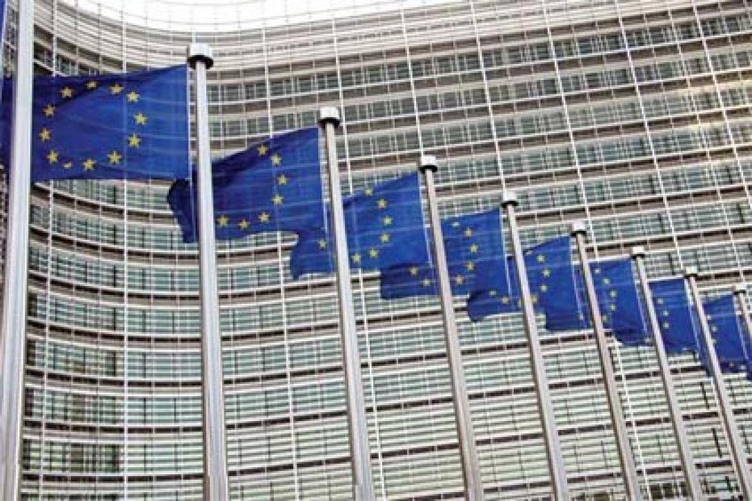 «Υπέρ της Ευρώπης των  Εθνών-κρατών». της Γεωργίας Στεφανάκη