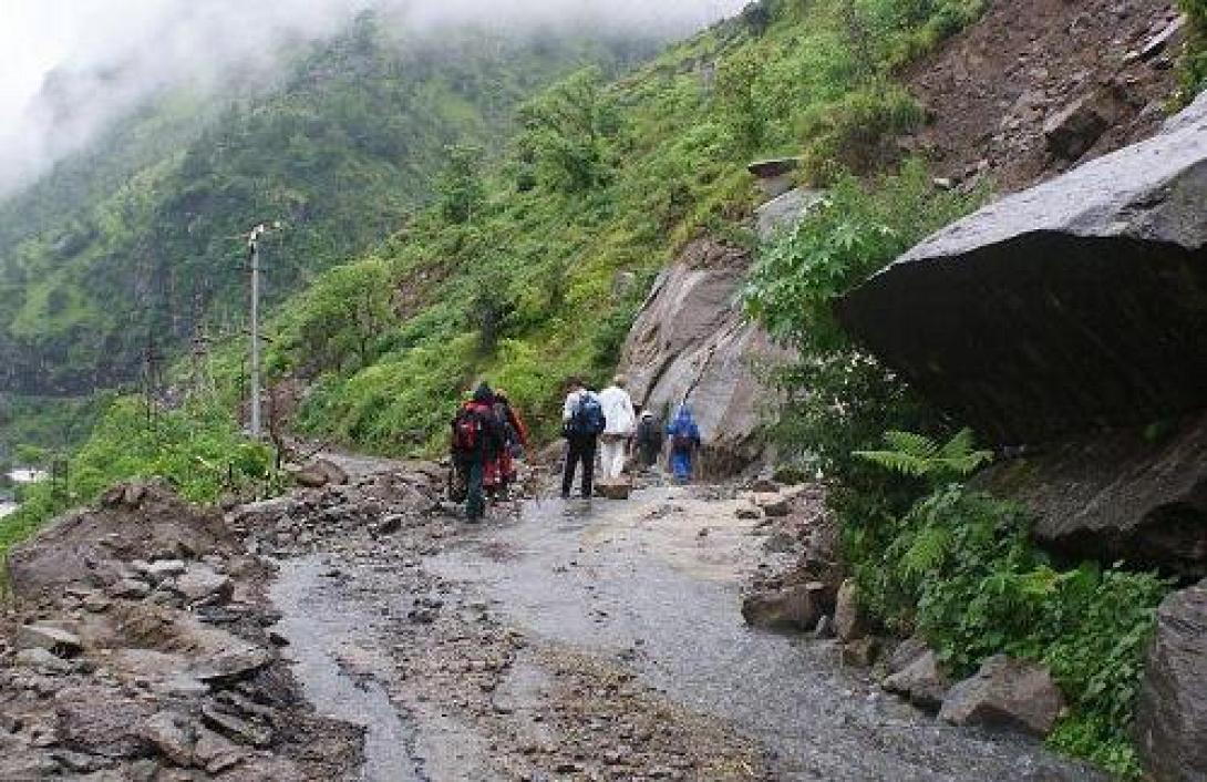 Ινδία: Τουλάχιστον 150 νεκροί από κατολίσθηση, λόγω σφοδρών βροχοπτώσεων