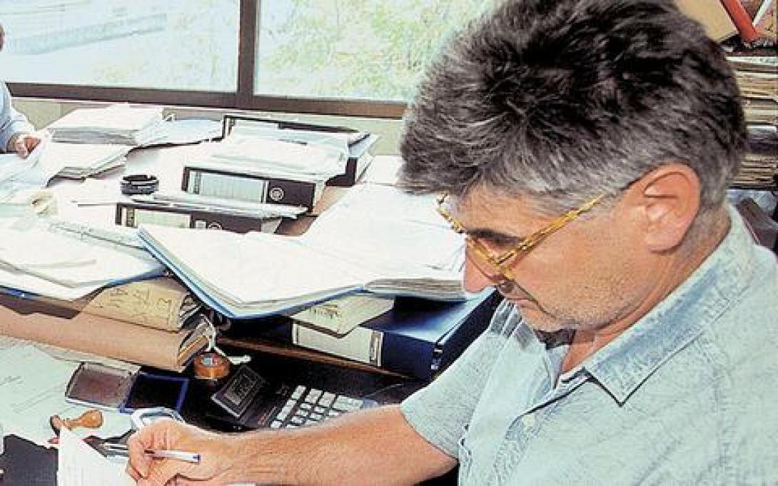 Με... συνοπτικές διαδικασίες οι μετατάξεις στους δήμους