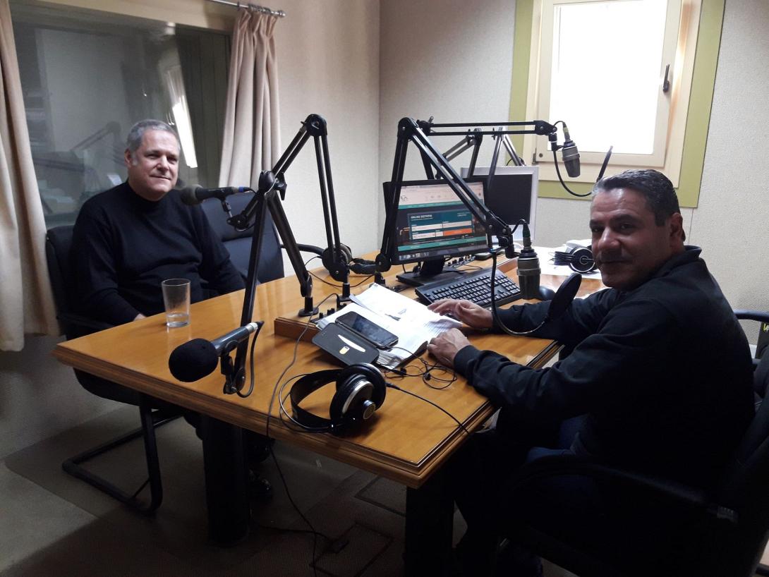 δημόσιος υπάλληλος