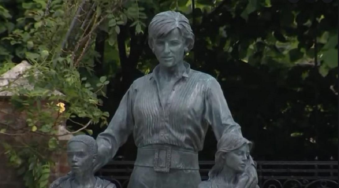 άγαλμα νταιάνα