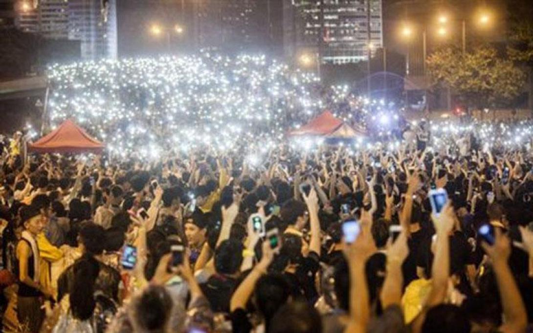 Σε θέσεις μάχης ξανά οι διαδηλωτές στο Χονγκ Κονγκ