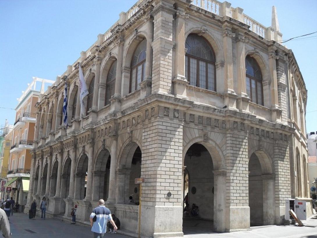 Συνεδριάζει η διακομματική επιτροπή για την κατανομή δημοτικών χώρων ενόψει των εκλογών