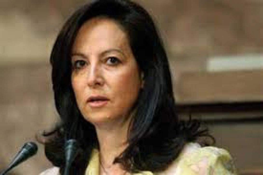 Νέο κόμμα της Κεντροαριστεράς , με νέα ηγεσία, προτείνει η Αννα Διαμαντοπούλου